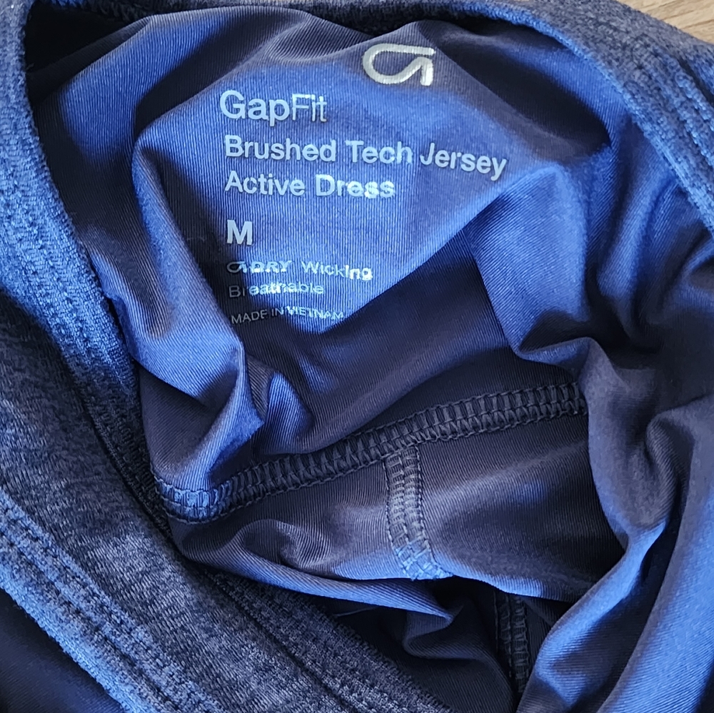 GAPFIT DRESS - Picture 3 of 4